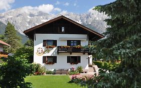 Gaestehaus Mayer